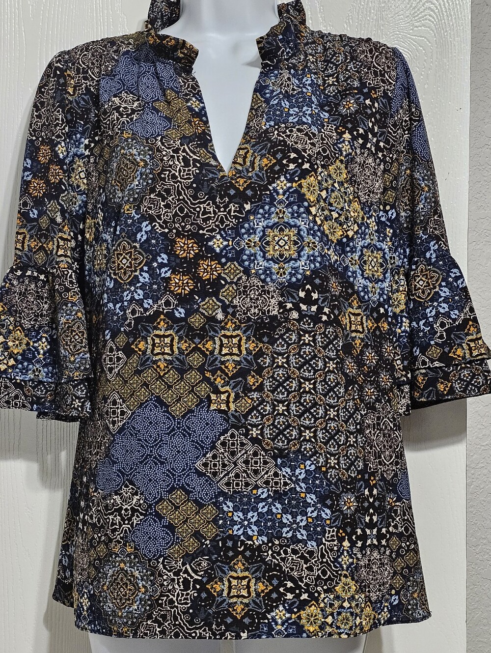 Michael Kors Boho Chic Navy Patchwork V-Neck Size M